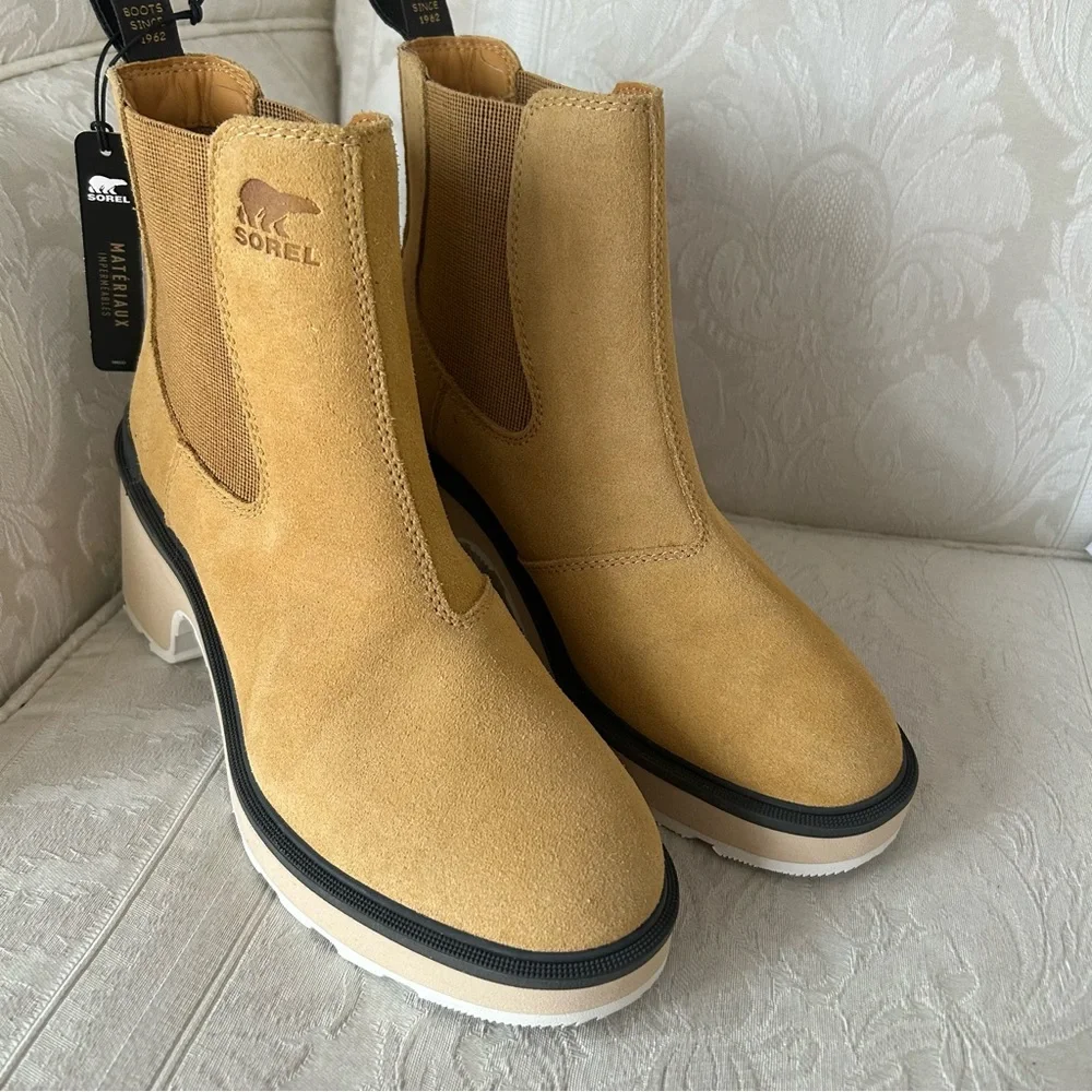 SOREL WOMEN'S HI-LINE™ HEEL CHELSEA BOOT women size 8.5 platform